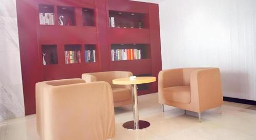 city comfort inn huanggang huangmei passenger station