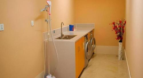 city comfort inn huanggang huangmei passenger station