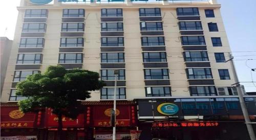 city comfort inn huanggang huangmei passenger station