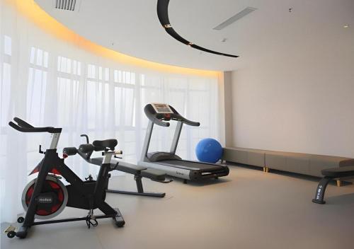 echarm hotel rong county south passenger station