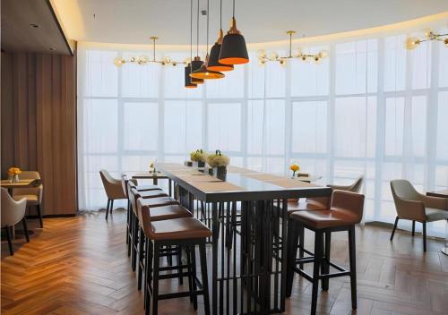 echarm hotel rong county south passenger station