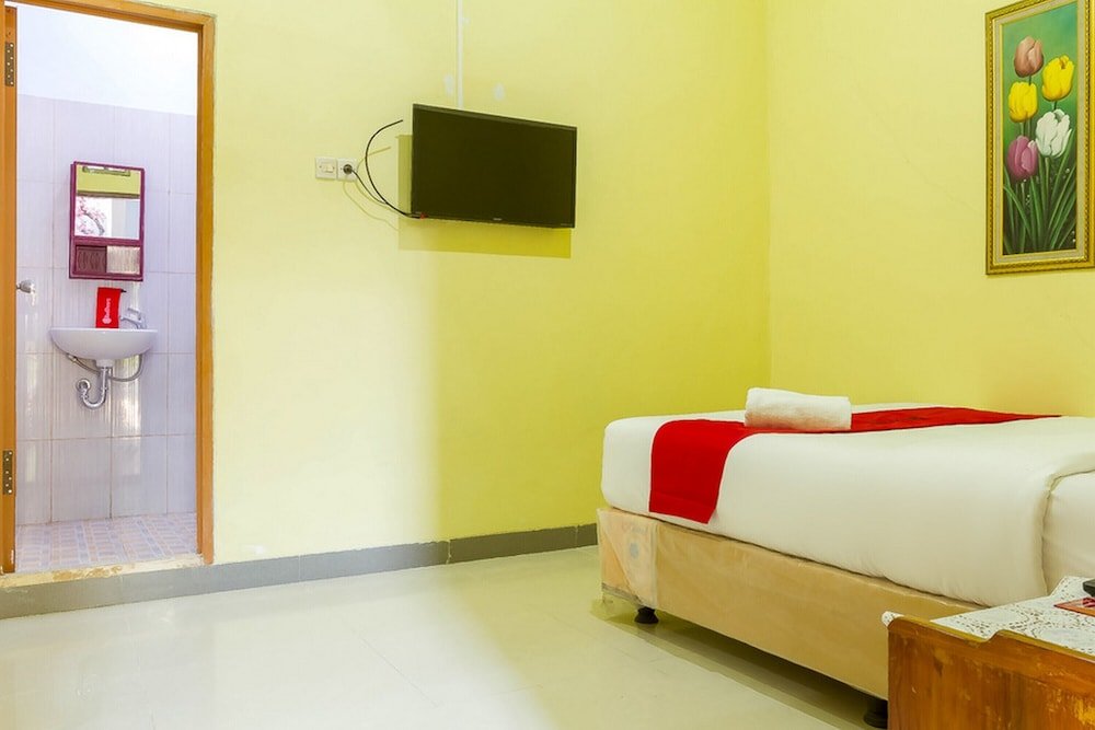 reddoorz syariah puri kalijaga street