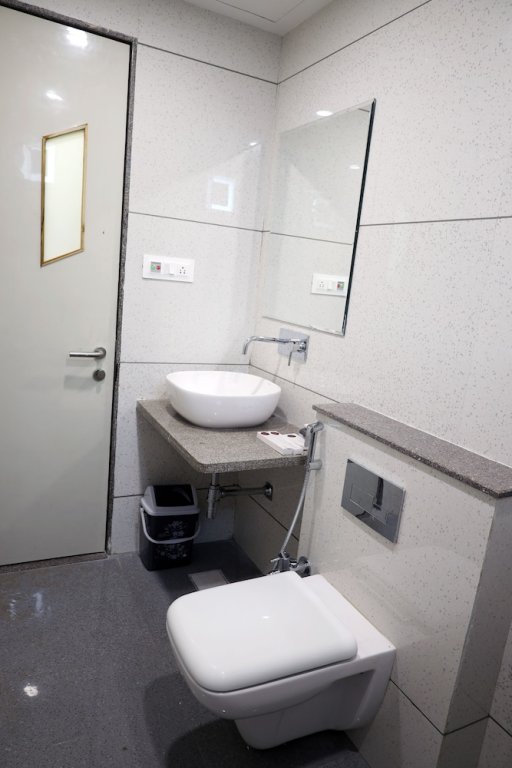 Hotel Tulsi,India>>Surat,3 star