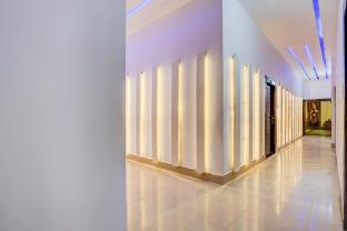 capital o 63319 hotel corinthian