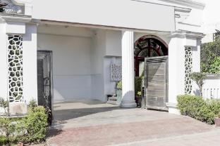 capital o 63319 hotel corinthian