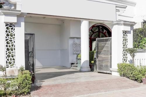 capital o 63319 hotel corinthian