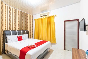 reddoorz plus near universitas methodist medan