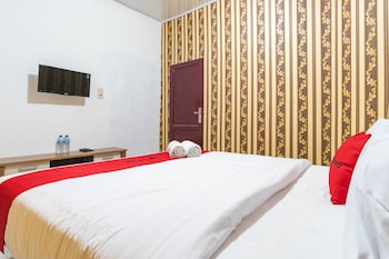reddoorz plus near universitas methodist medan