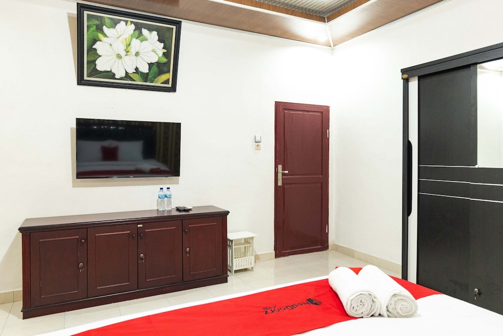 reddoorz plus near universitas methodist medan
