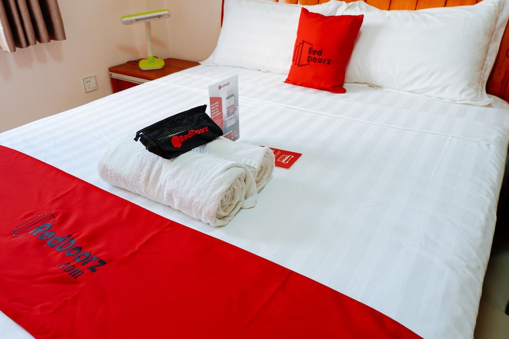 reddoorz plus near camella la brisa lapulapu
