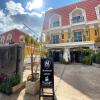 m hostel and cafe at khao kho