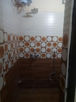 hotel the atulyam