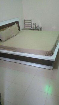 hotel the atulyam