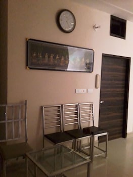 hotel the atulyam
