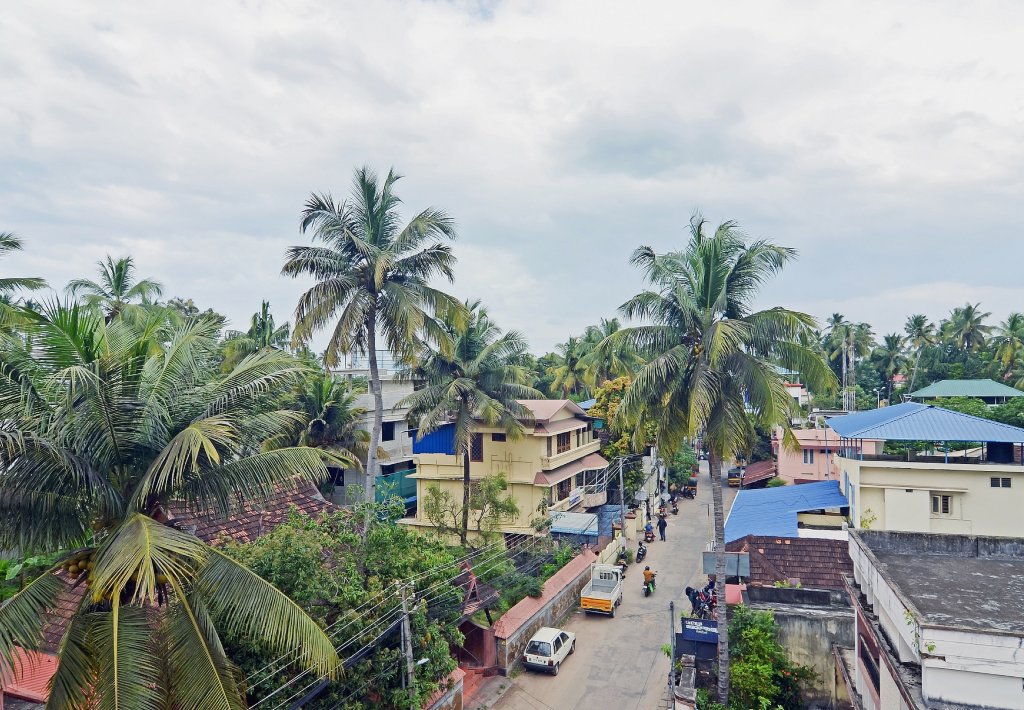 Hotel O Home Pop Tavern Pettah,Ponmudi,2 star