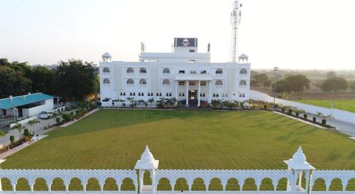 Avantika Resort Dahod,Vadodara>>Dahod,2 star