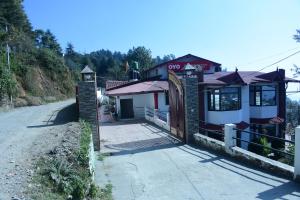 Hotel Goludev Valley View,Nainital>>Bhimtal,3 star