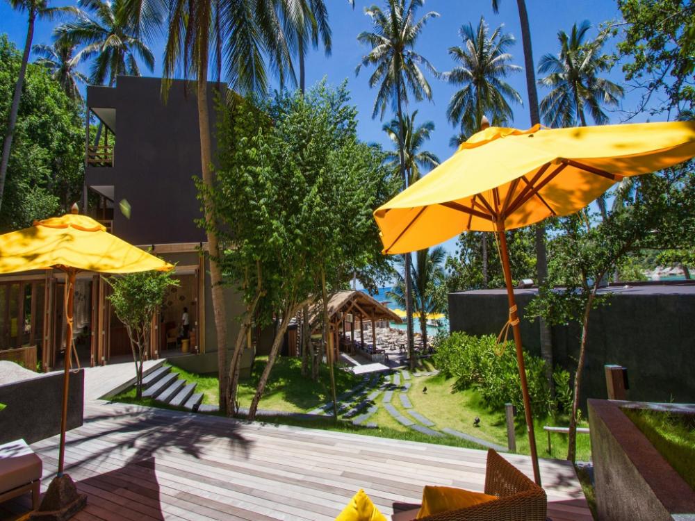 beach club by haad tien