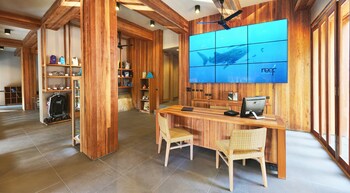 beach club by haad tien