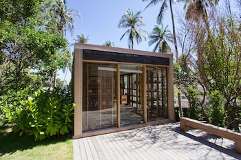 beach club by haad tien