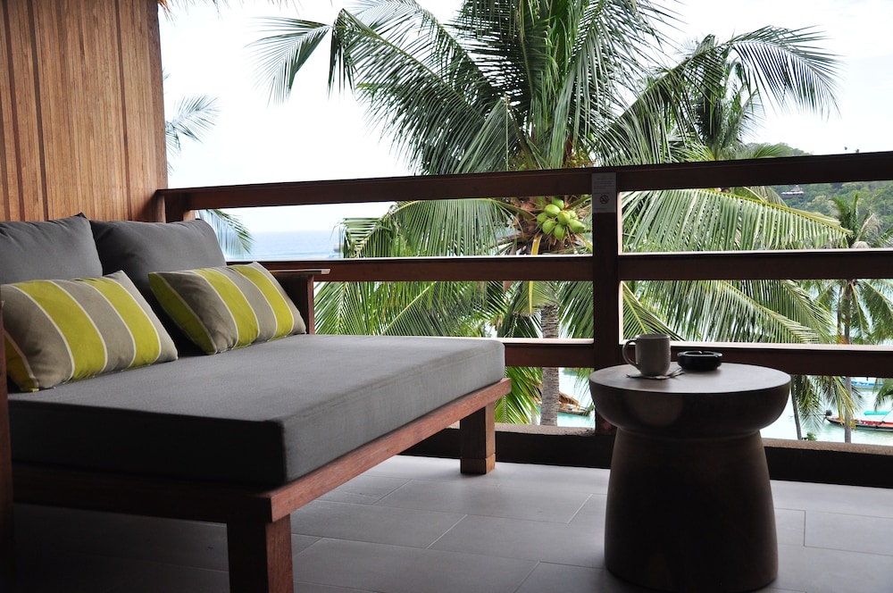 beach club by haad tien