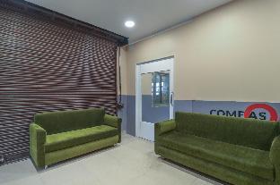 collection o swarna banquet bhu rd