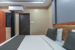 collection o swarna banquet bhu rd