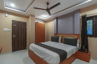 collection o swarna banquet bhu rd