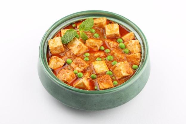 collection o swarna banquet bhu rd