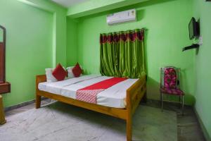 super hotel o rishra railway station formerly green guest house