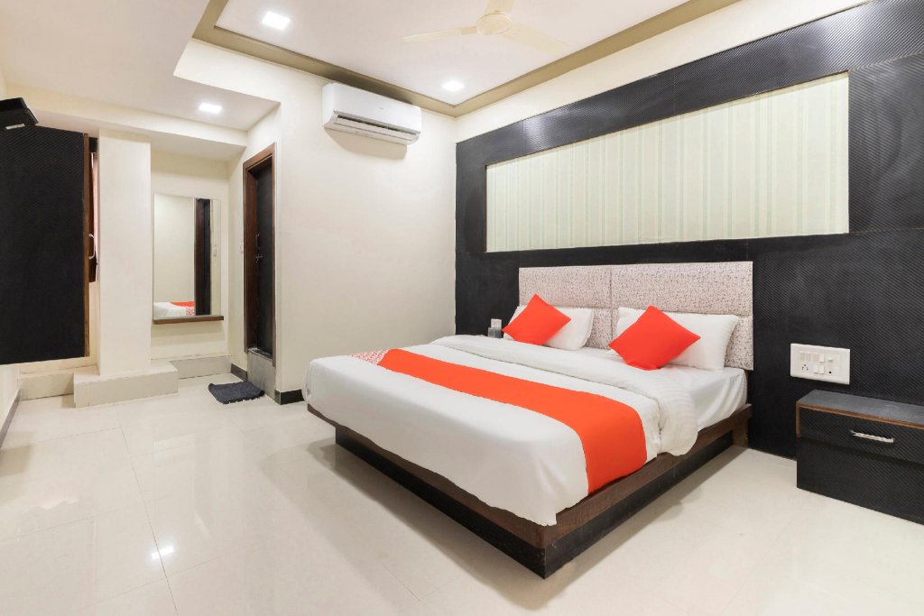 Oyo Flagship 48619 Hotel Anushri Villa,Anand Nagar>>Ahmedabad,3 star