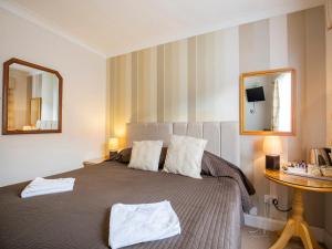 Arden Guest House, Craigmillar Castle Edinburgh,Dalkeith>>Aberlady,3 star