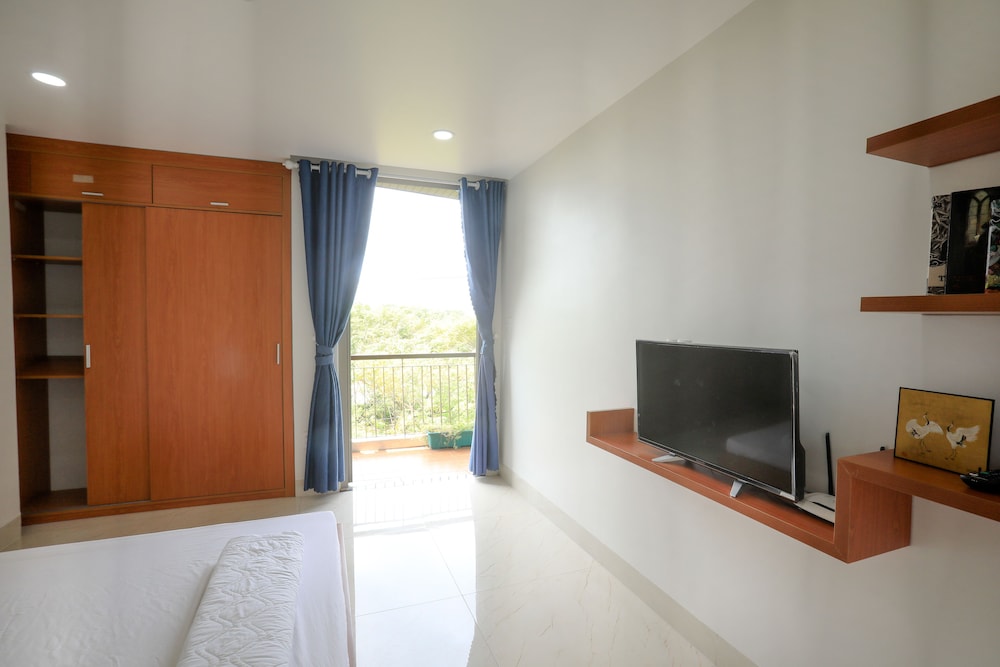 ly apartment