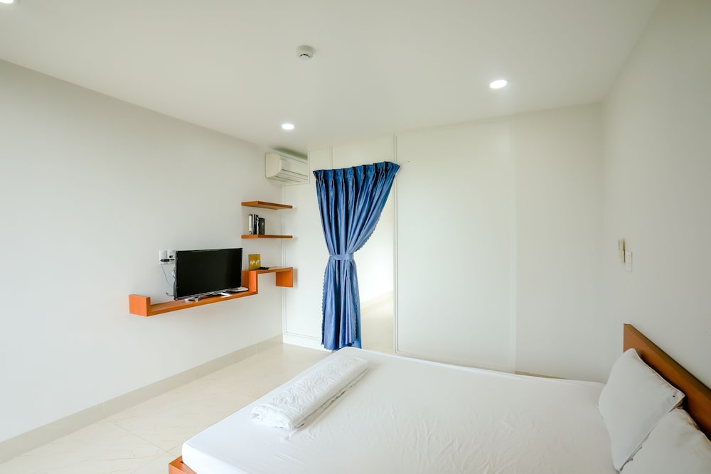 ly apartment