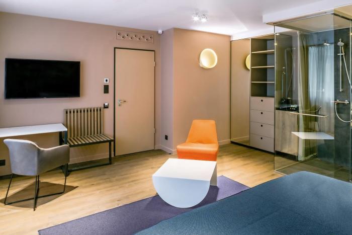 cortile hotel adult only