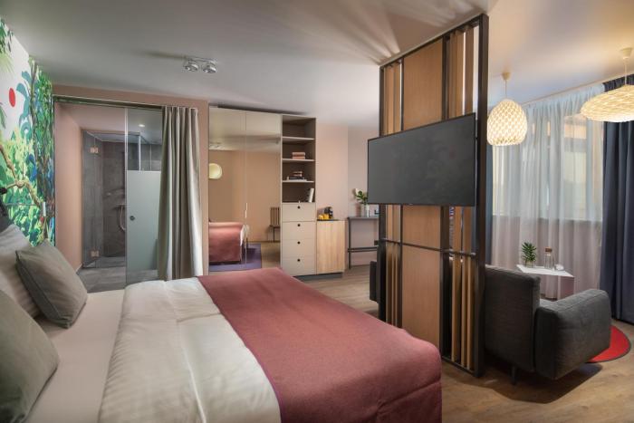 cortile hotel adult only
