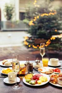 cortile hotel adult only