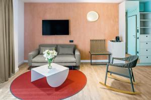 cortile hotel adult only