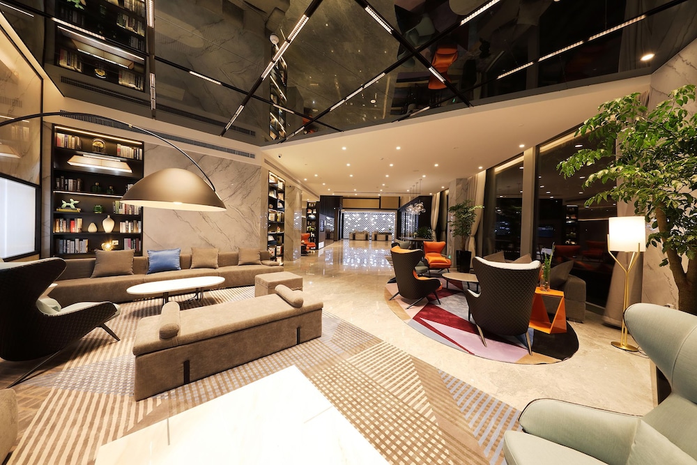 hampton by hilton technology city