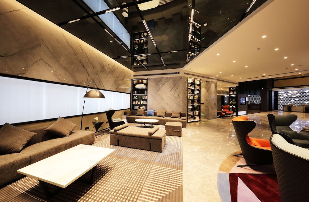 hampton by hilton technology city