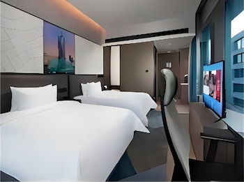 hampton by hilton technology city