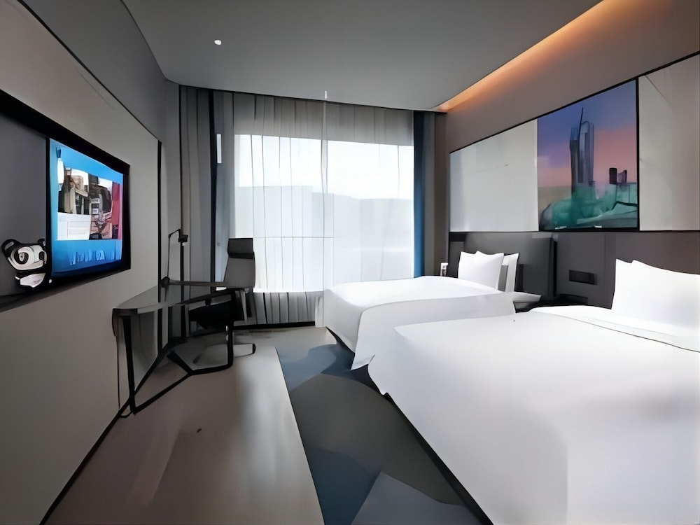 hampton by hilton technology city