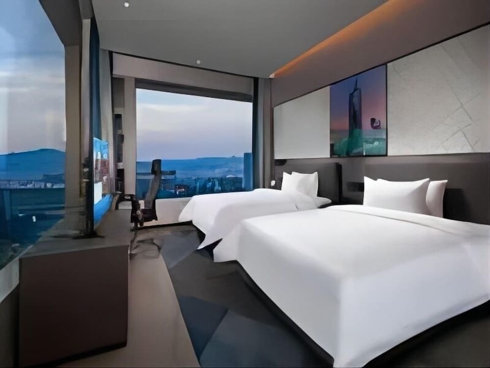 hampton by hilton technology city