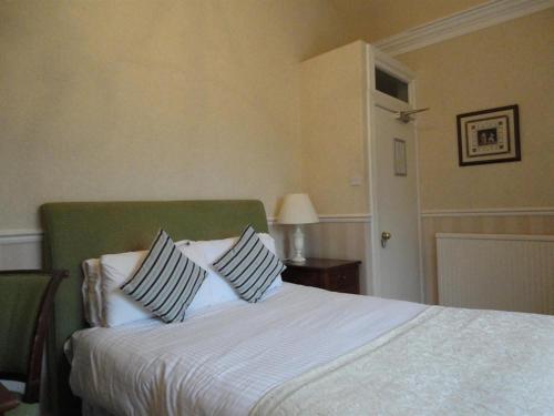 tweeddale arms hotel