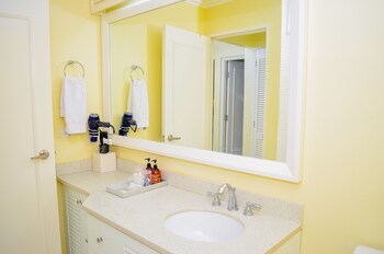 ocean view villa at coolshade ocho rios