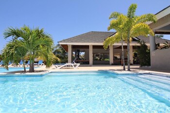 ocean view villa at coolshade ocho rios