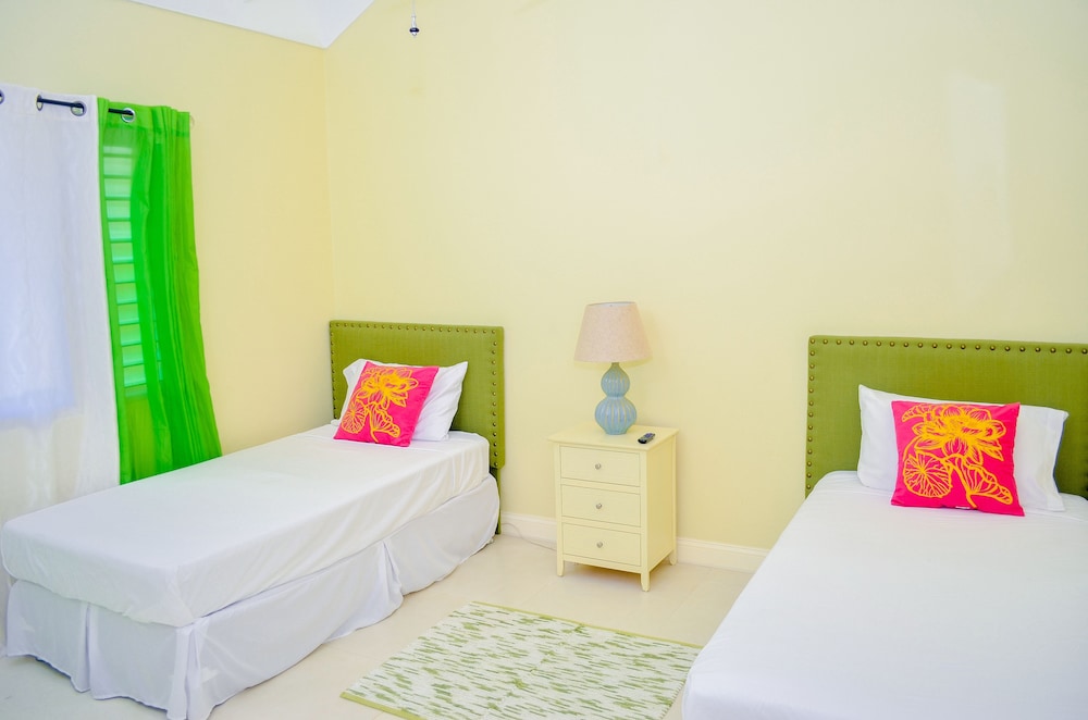 ocean view villa at coolshade ocho rios
