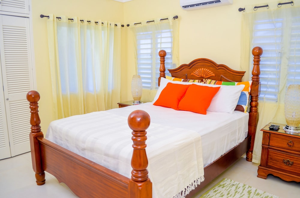 ocean view villa at coolshade ocho rios
