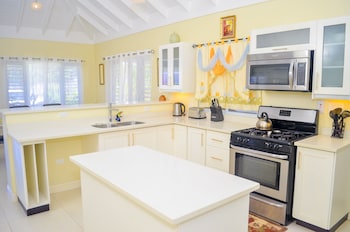 ocean view villa at coolshade ocho rios
