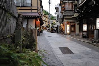 shibu onsen kokuya
